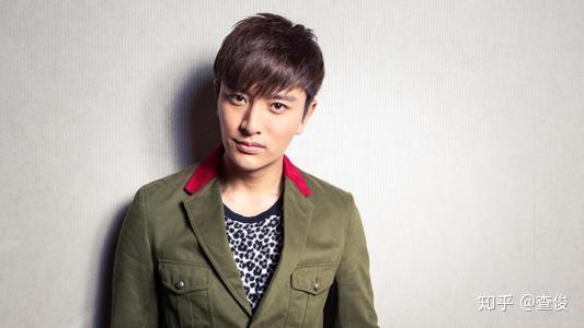 贾乃亮马场爆料视频播放,独家视频带你领略马术魅力